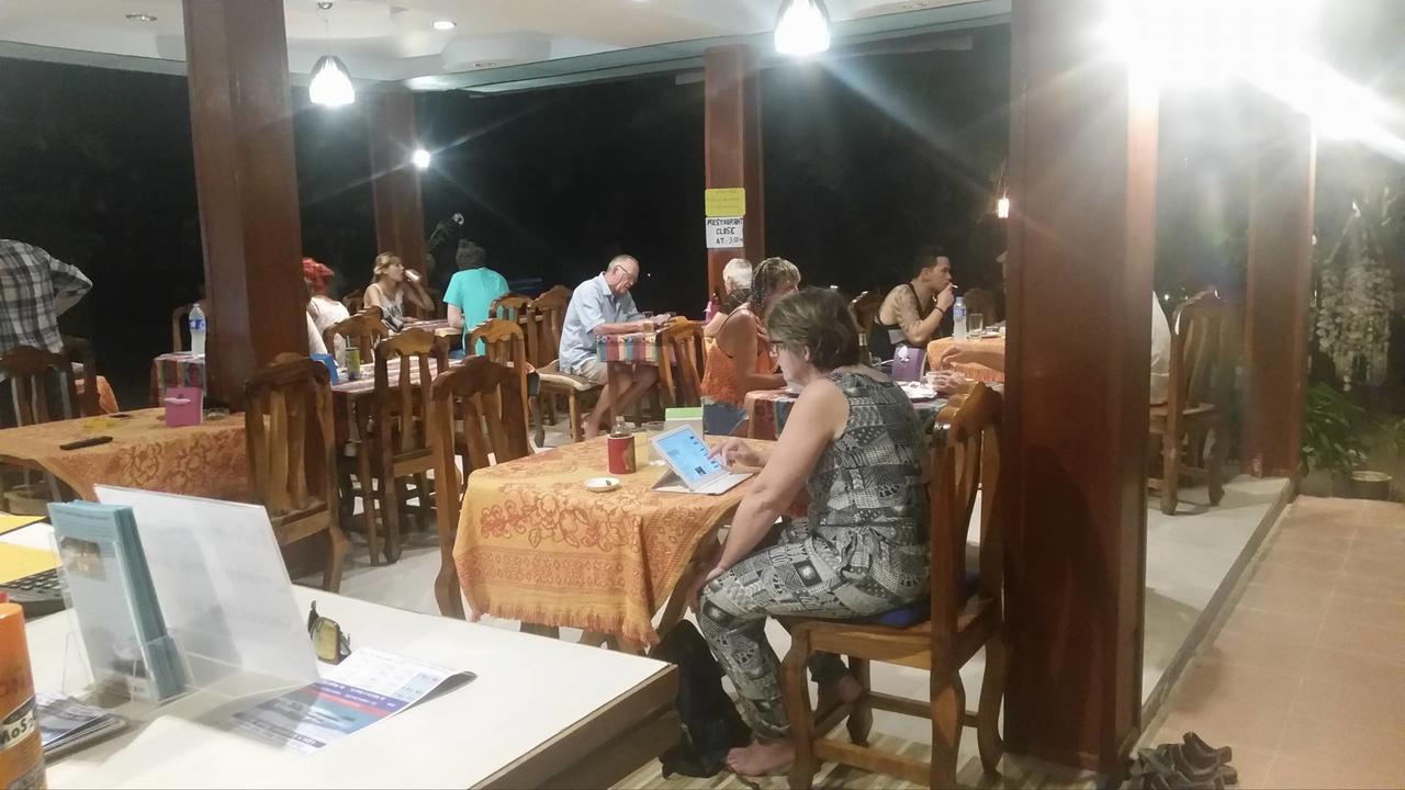Smile Sunset Resort Koh Lipe Exterior foto