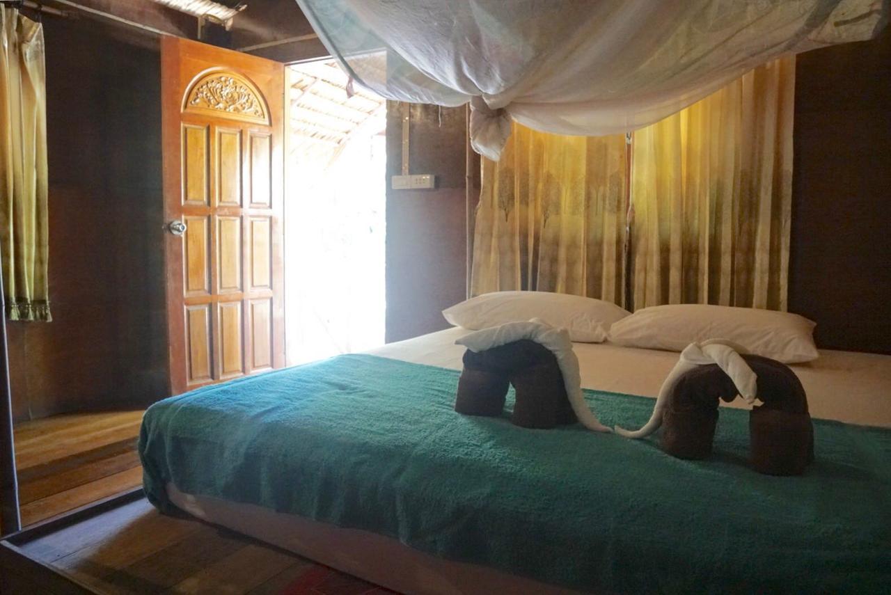 Smile Sunset Resort Koh Lipe Exterior foto