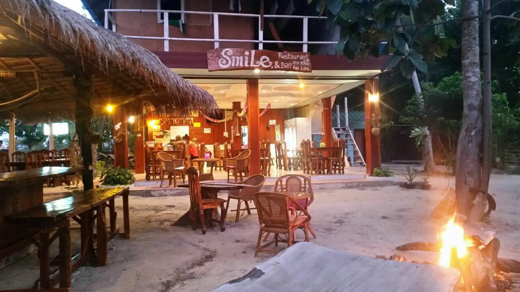 Smile Sunset Resort Koh Lipe Exterior foto